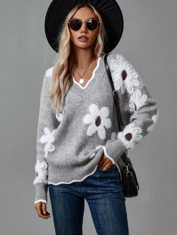 THEA | ELEGANT V-NECK FLORAL SWEATER