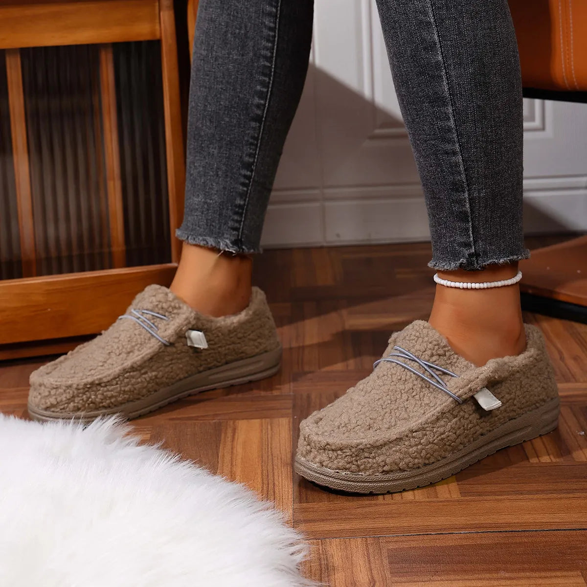 Liora | Teddy Warm Slippers